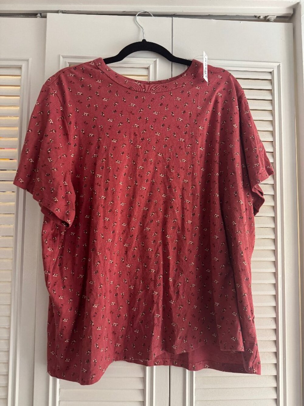 Old Navy Crewneck Floral Tshirt Size XXL